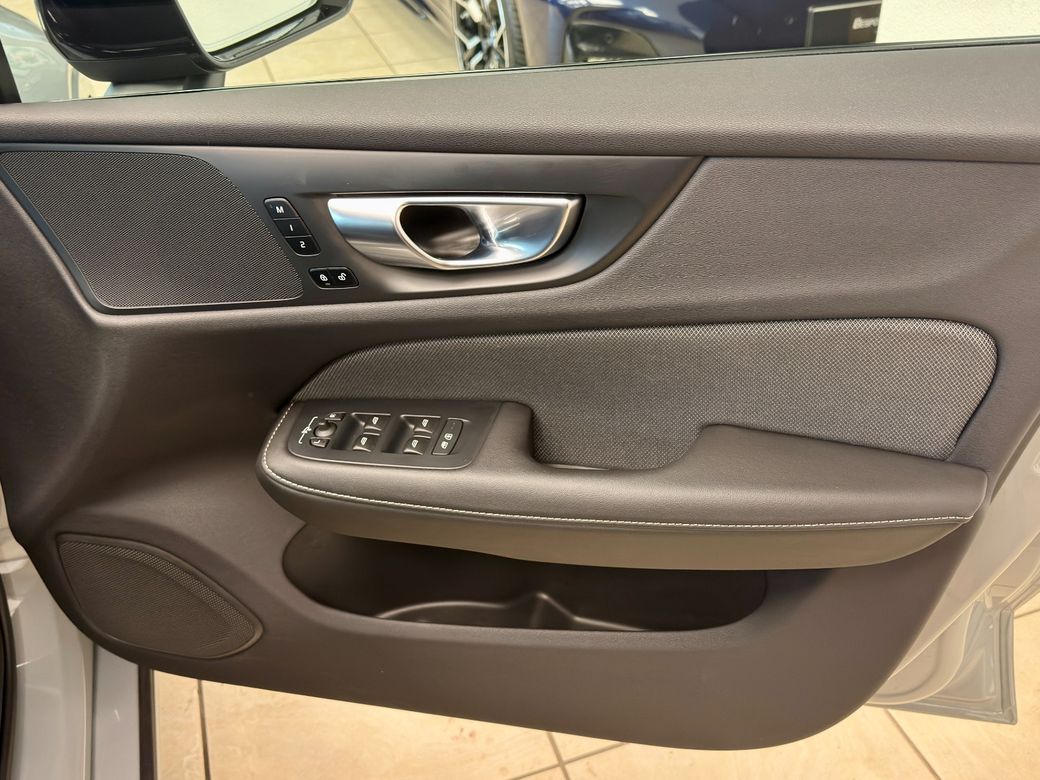 2024 Volvo V60