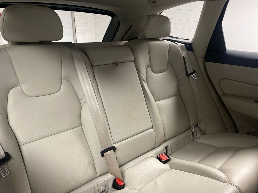 2022 Volvo XC60