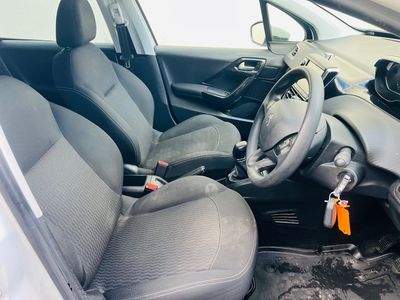 2017 Peugeot 208