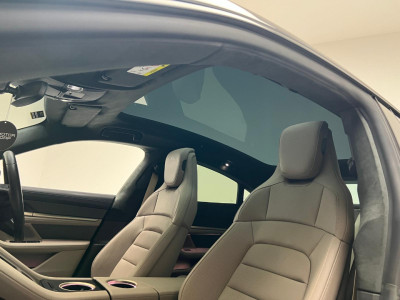2023 Porsche Taycan