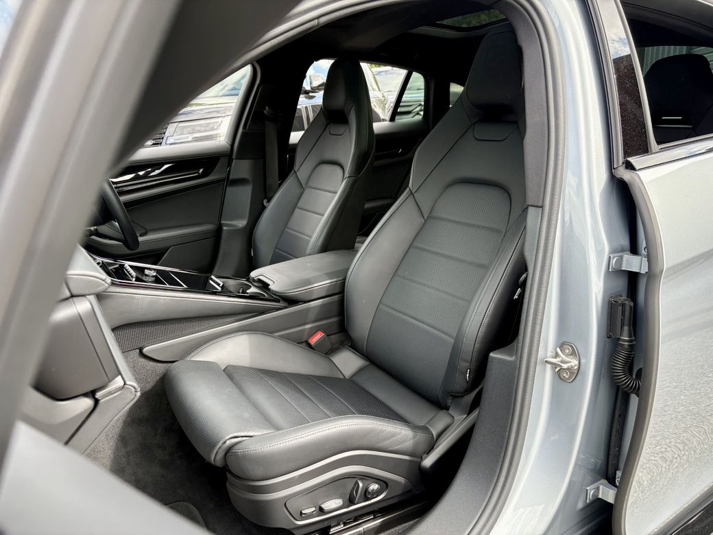 2025 Porsche Panamera