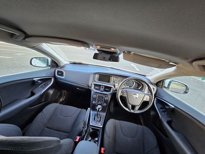 2013 Volvo V40