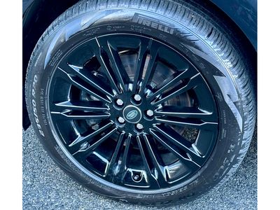 2025 Land Rover Range Rover Evoque