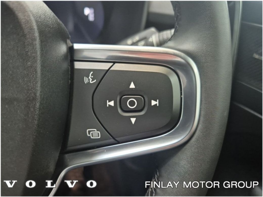 2023 Volvo C40