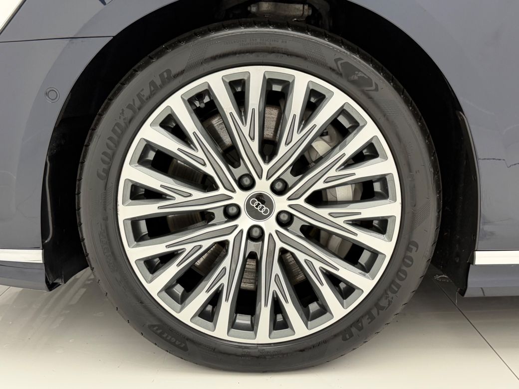2023 Audi A8