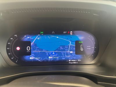 2023 Volvo XC40