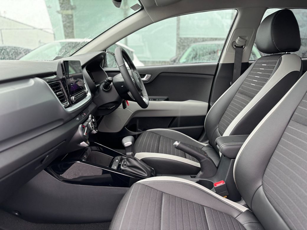 2025 Kia Stonic