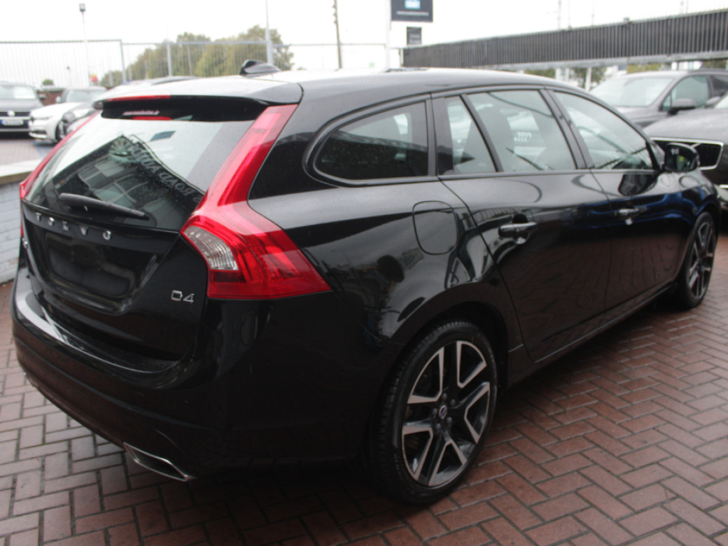 2017 Volvo V60