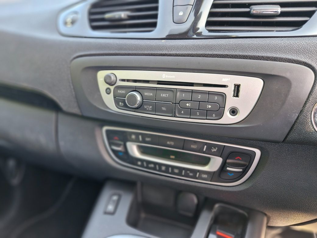 2016 Renault Scenic
