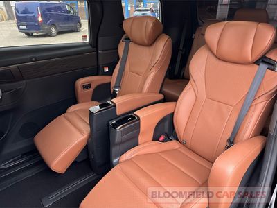 2025 Toyota Alphard