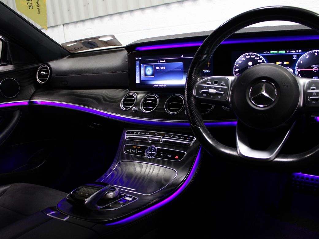 2020 Mercedes-Benz E 300