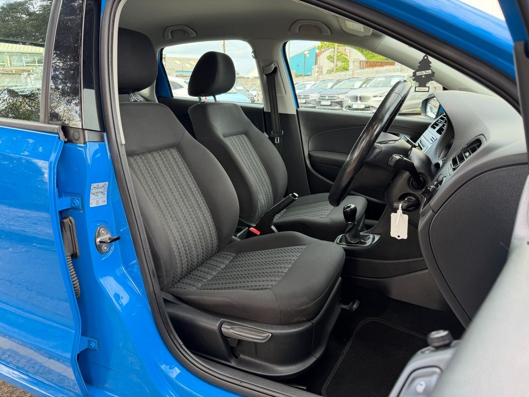 2016 Volkswagen Polo