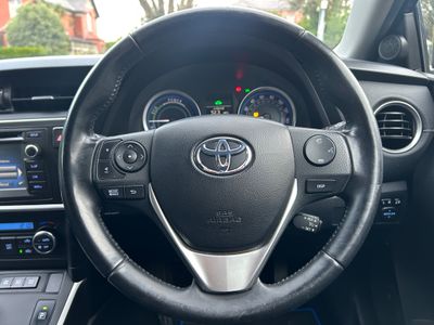 2015 Toyota Auris
