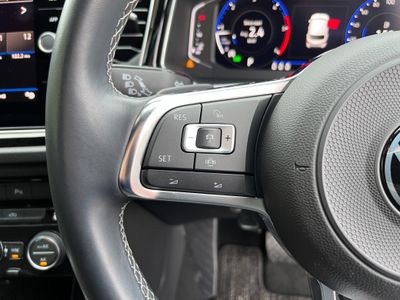 2022 Volkswagen T-Roc