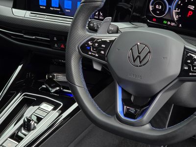 2023 Volkswagen Golf