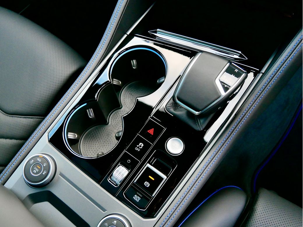 2025 Volkswagen Touareg