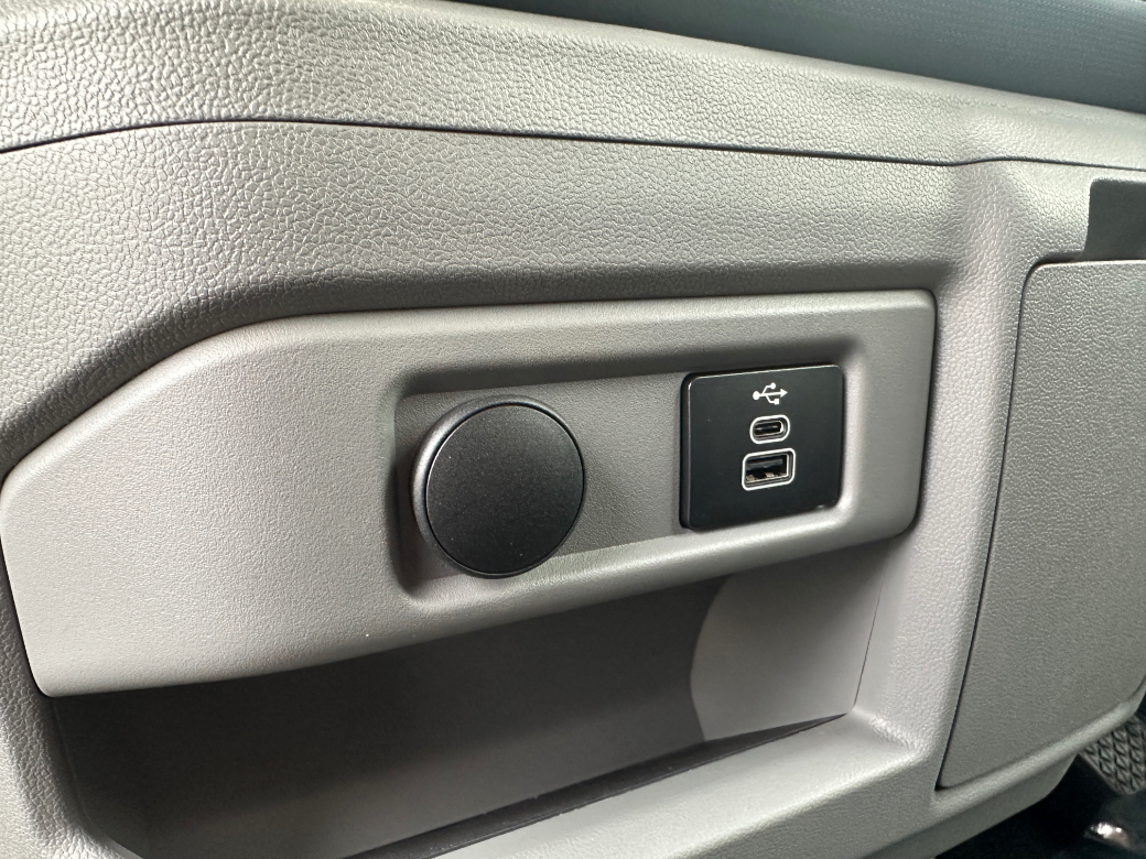 2026 Ford Tourneo Custom