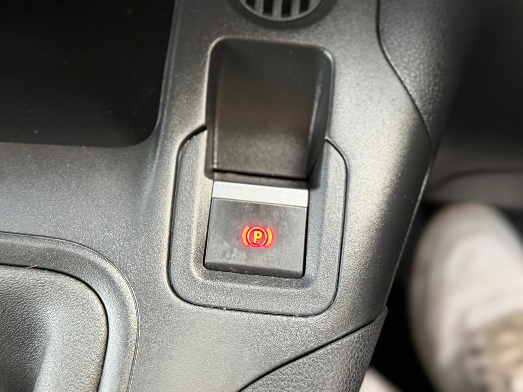 2022 Peugeot Partner