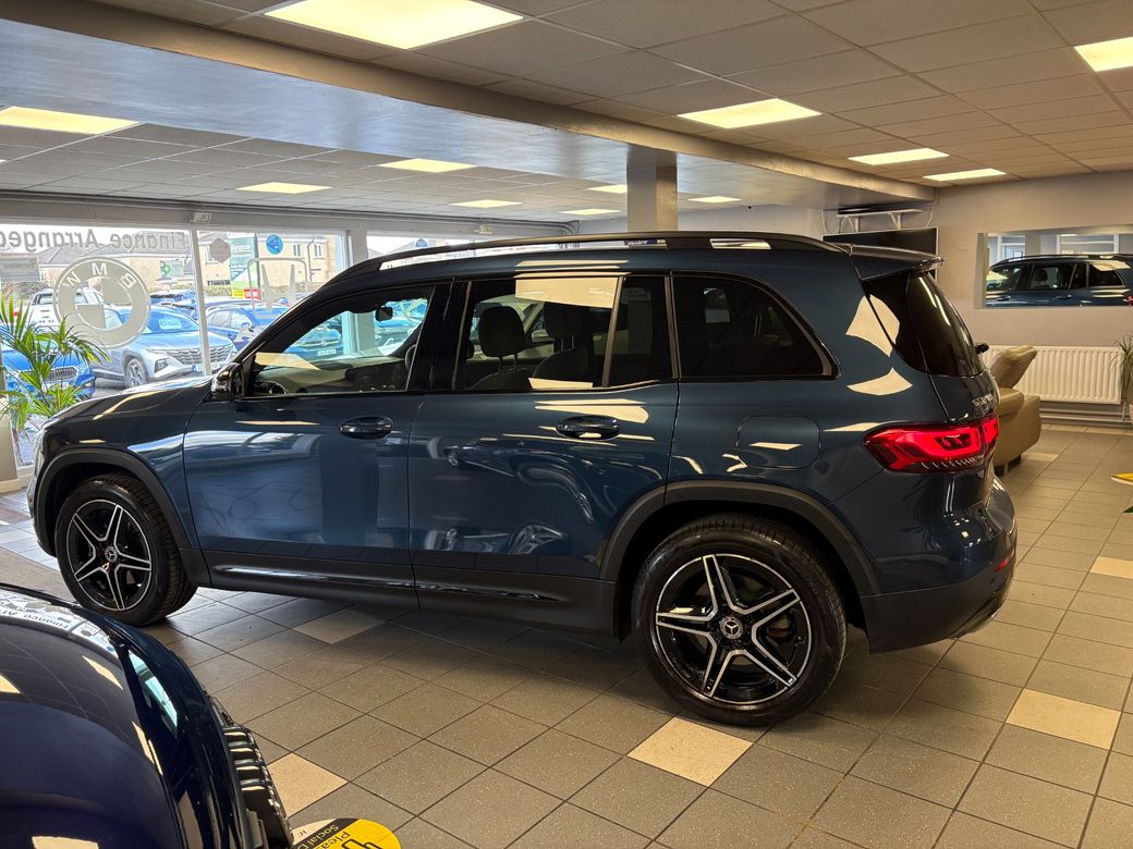 2023 Mercedes-Benz GLB Class