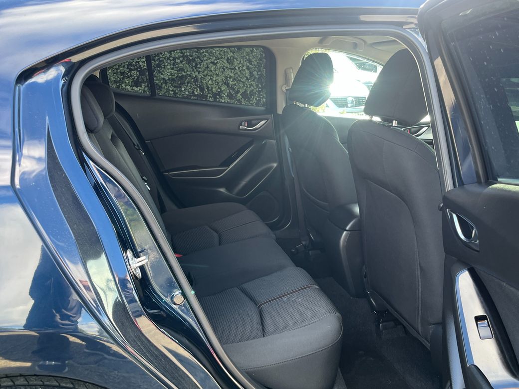 2019 Mazda Axela
