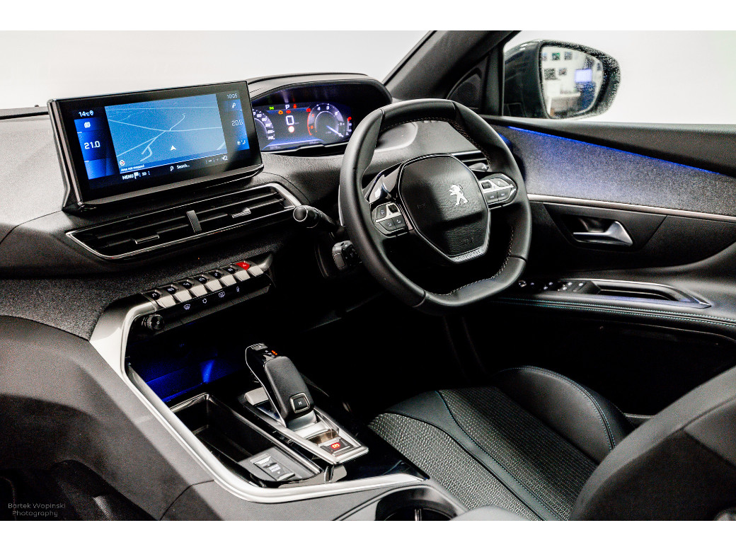 2023 Peugeot 5008