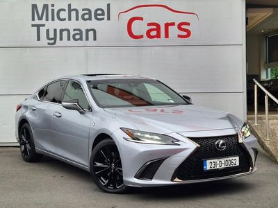 2023 Lexus ES 300h