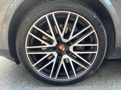2025 Porsche Cayenne