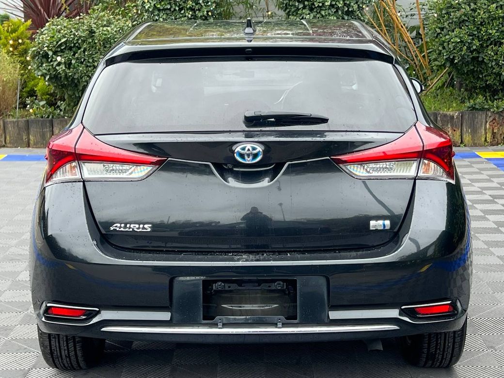 2016 Toyota Auris