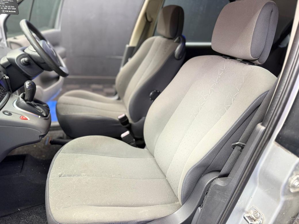 2008 Renault Scenic