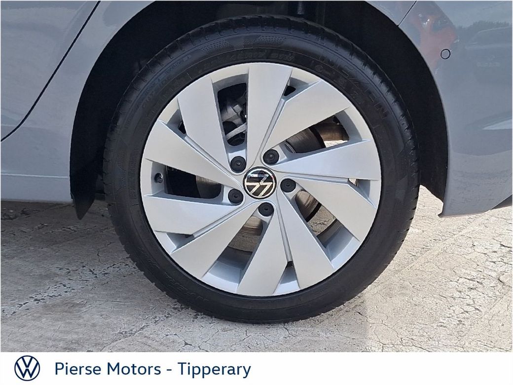 2025 Volkswagen Golf