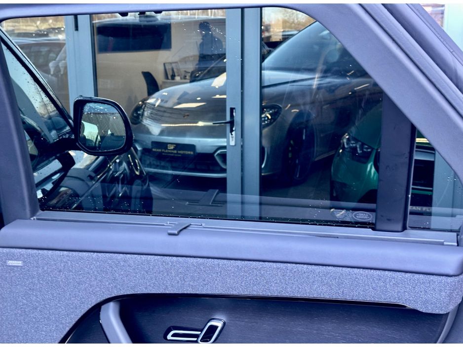 2025 Land Rover Range Rover Sport