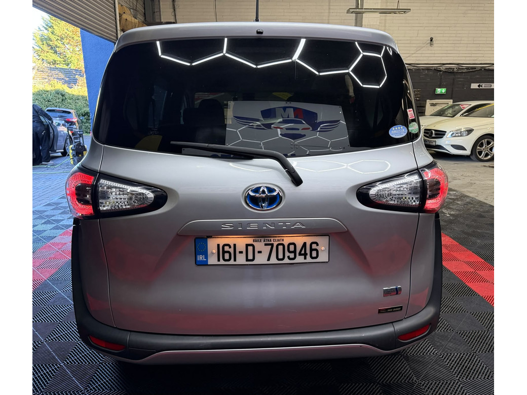 2016 Toyota Sienta