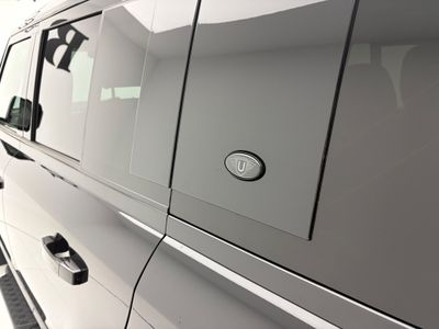2024 Land Rover Defender 110