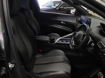 2023 Peugeot 3008