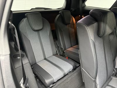 2023 Peugeot 5008