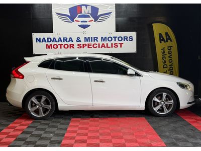 2015 Volvo V40