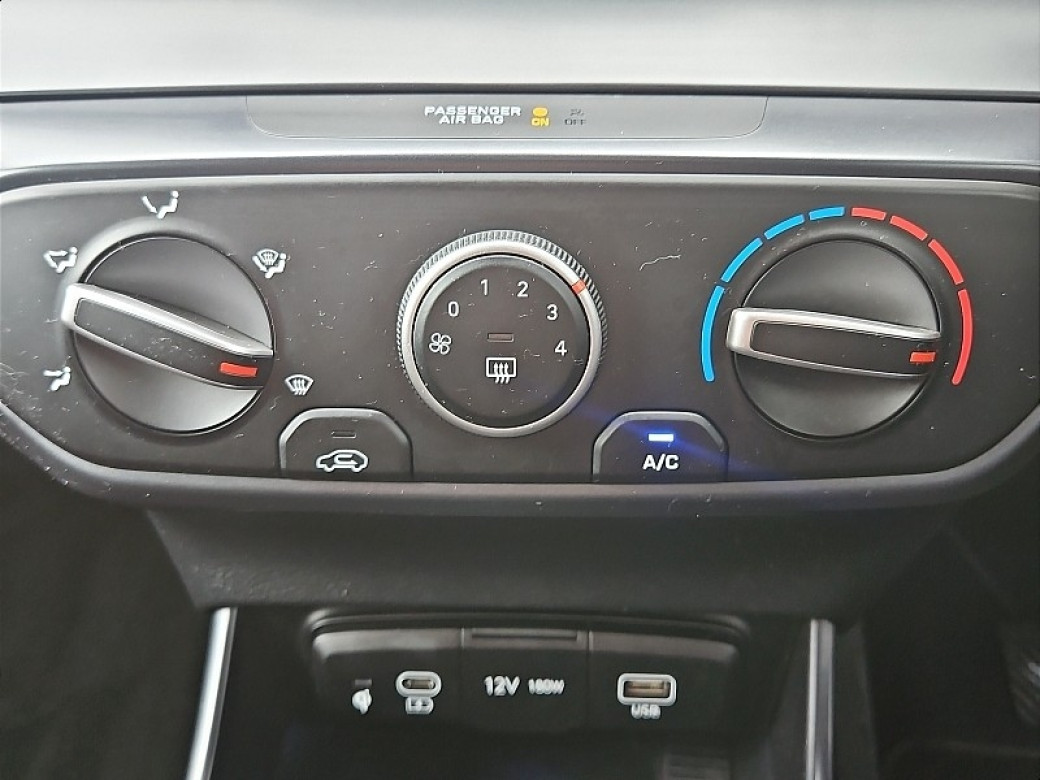2024 Hyundai i20