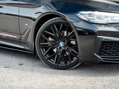 2022 BMW 5 Series