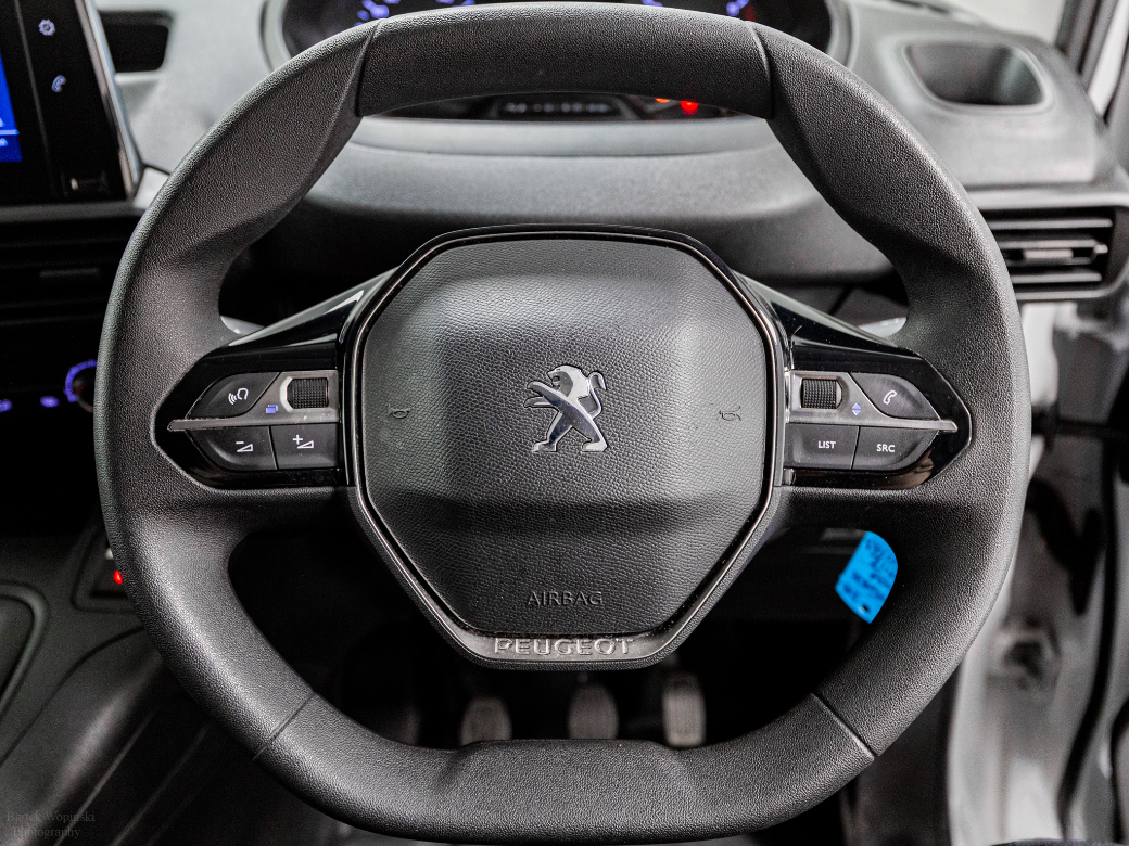 2023 Peugeot Partner