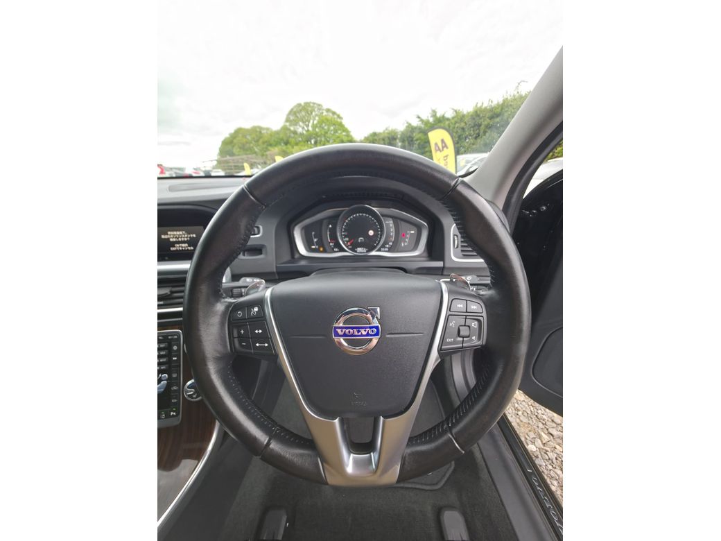 2018 Volvo V60 Cross Country