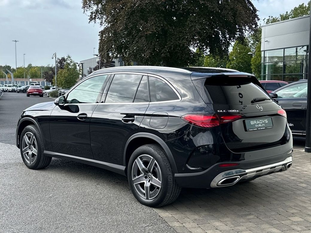 2023 Mercedes-Benz GLC Class