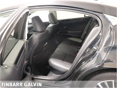 2023 Lexus ES 300h