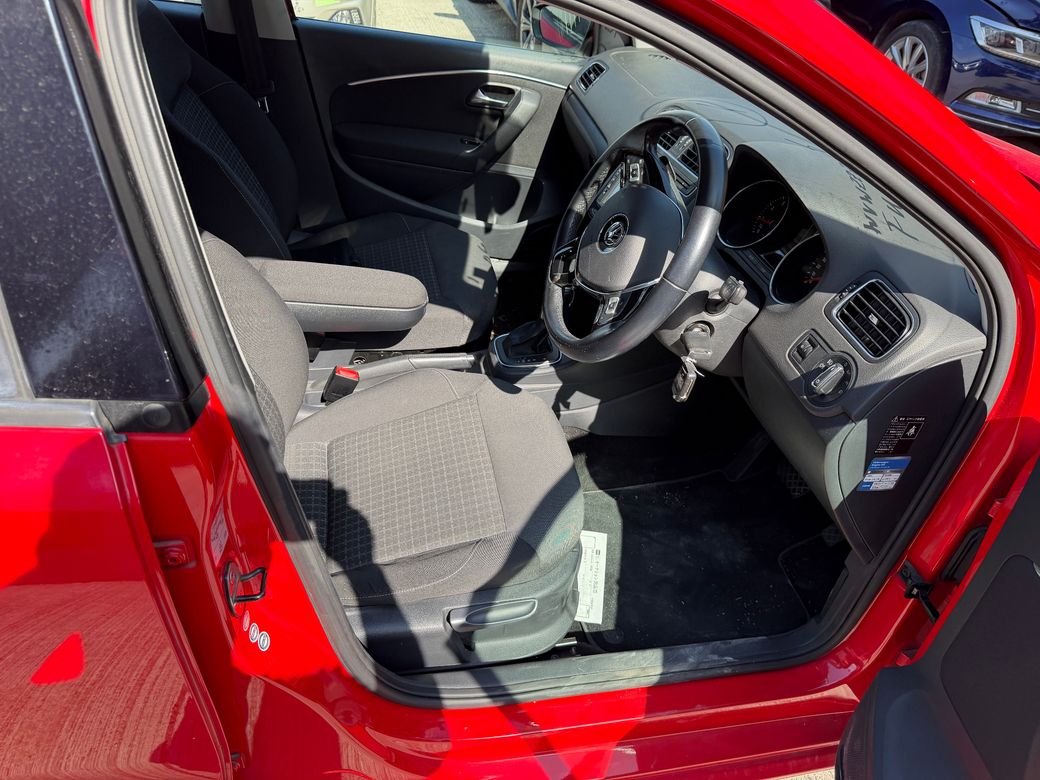 2014 Volkswagen Polo