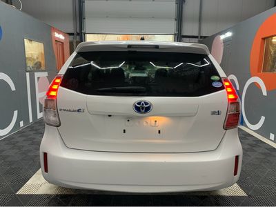 2018 Toyota Prius Alpha