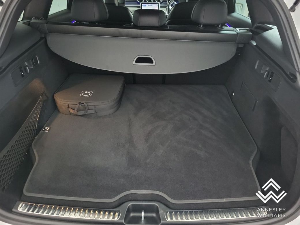 2023 Mercedes-Benz GLC Class