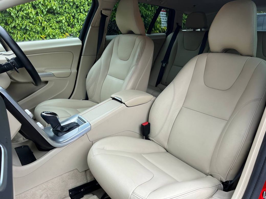 2016 Volvo V60