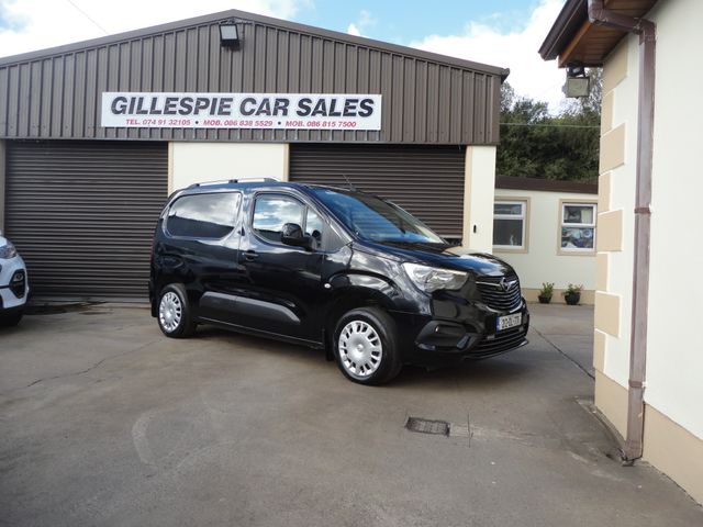 vehicle for sale from Gillespie Car Sales