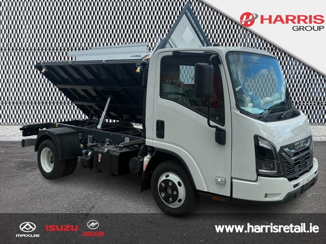 2026 White Isuzu NNR