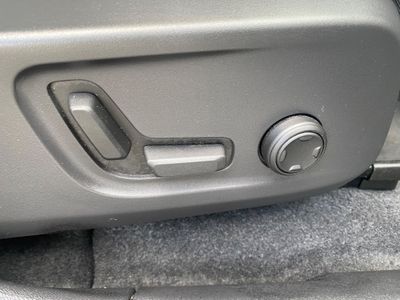 2024 Volvo XC40