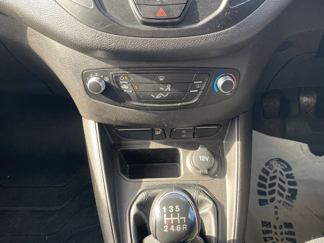 2022 Ford Transit Courier